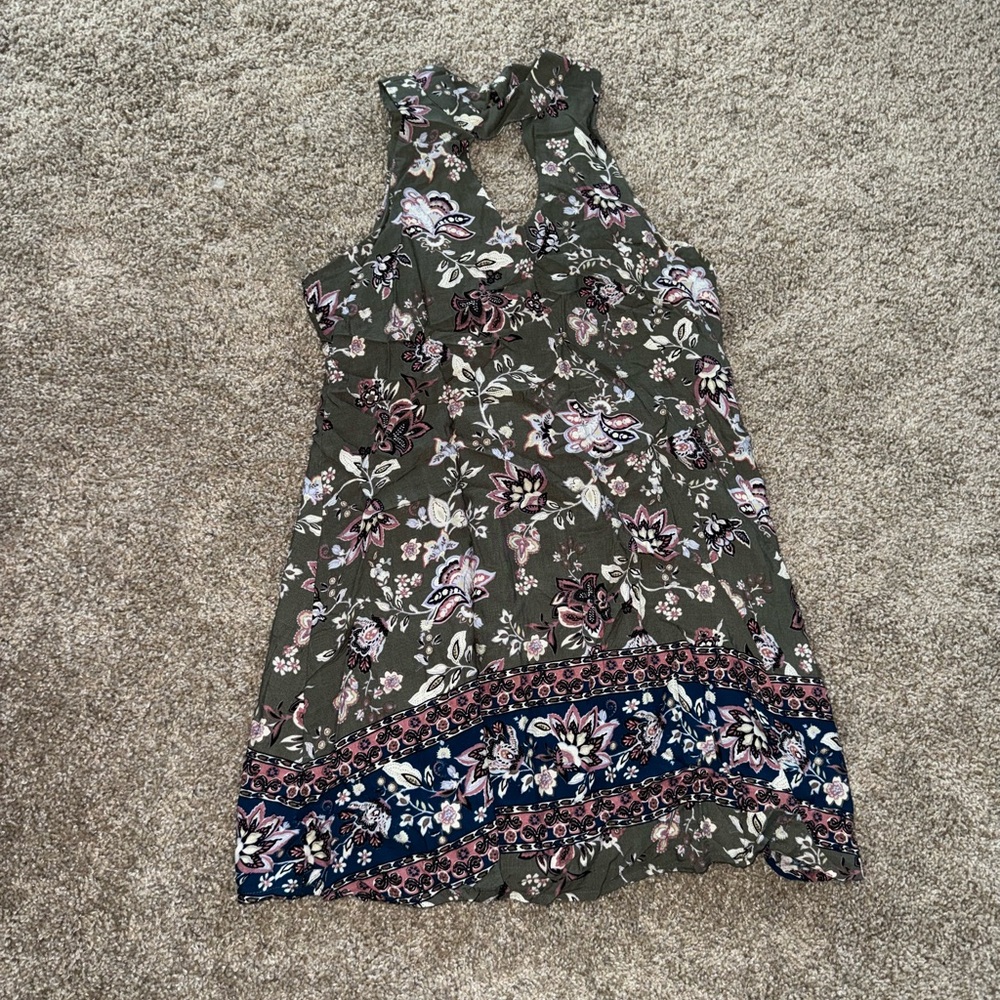 Francesca's Collections Green and White Halter Sundress- NEW WITH TAG, S
